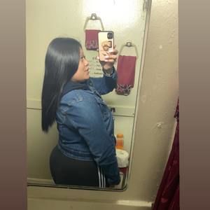 Meet your Posher, Nayomi